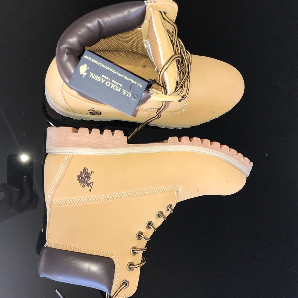 NEVER WORN NEW WITH TAGS! Polo tan chucka boots